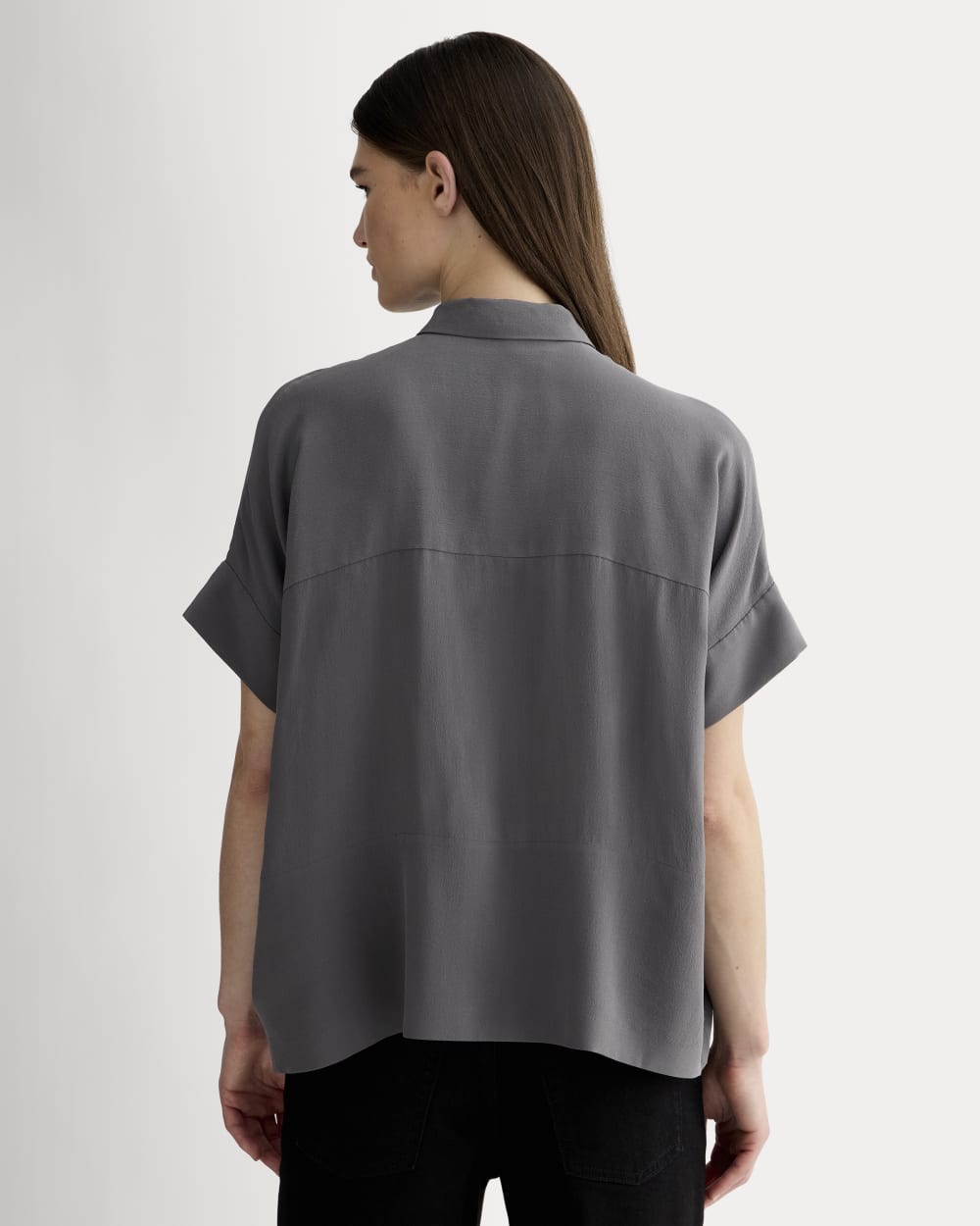 The Boxy Shirt in Washable Silk in Graphite — detail view
