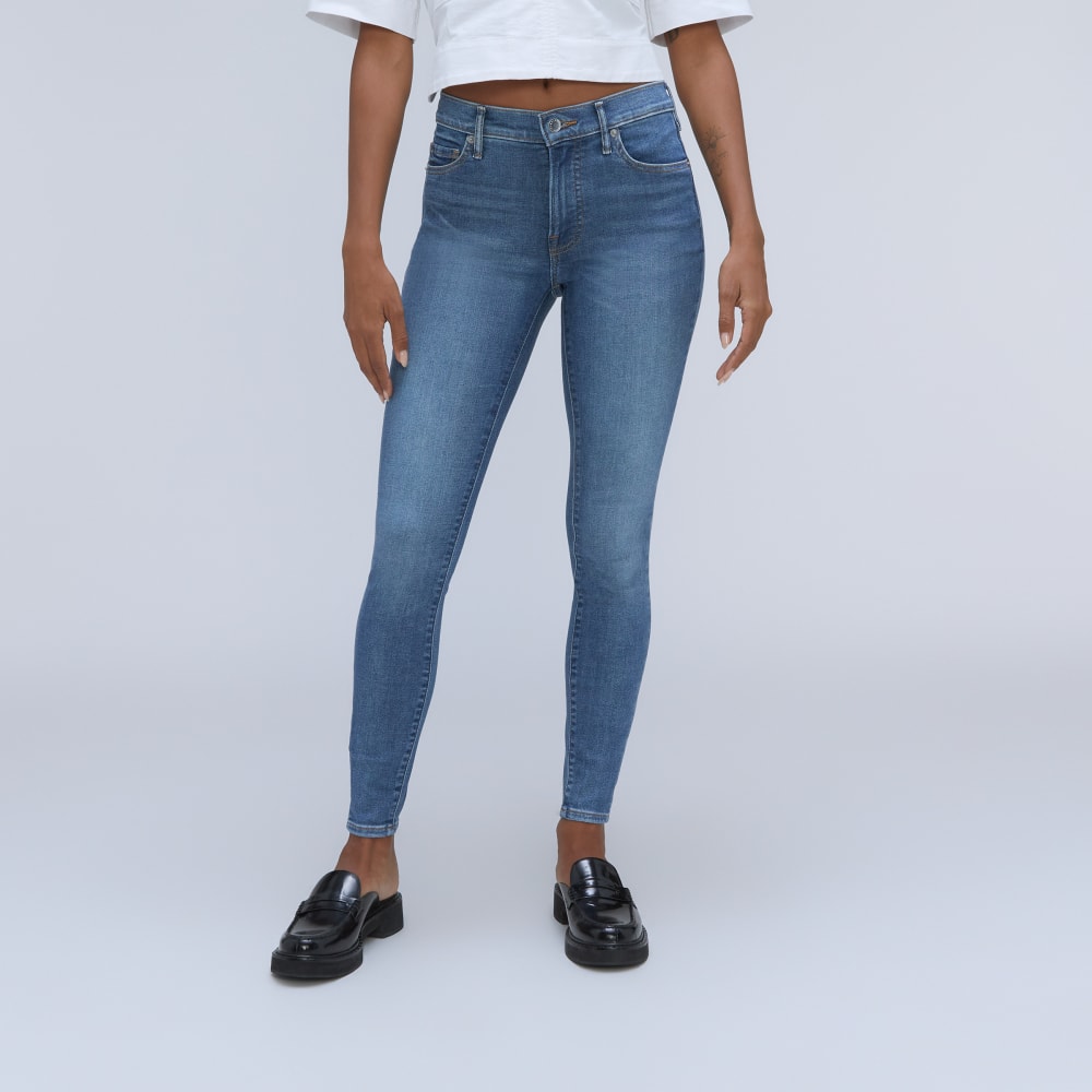 The Mid-Rise Skinny Stretch Jean in Atlantic Wash — front view