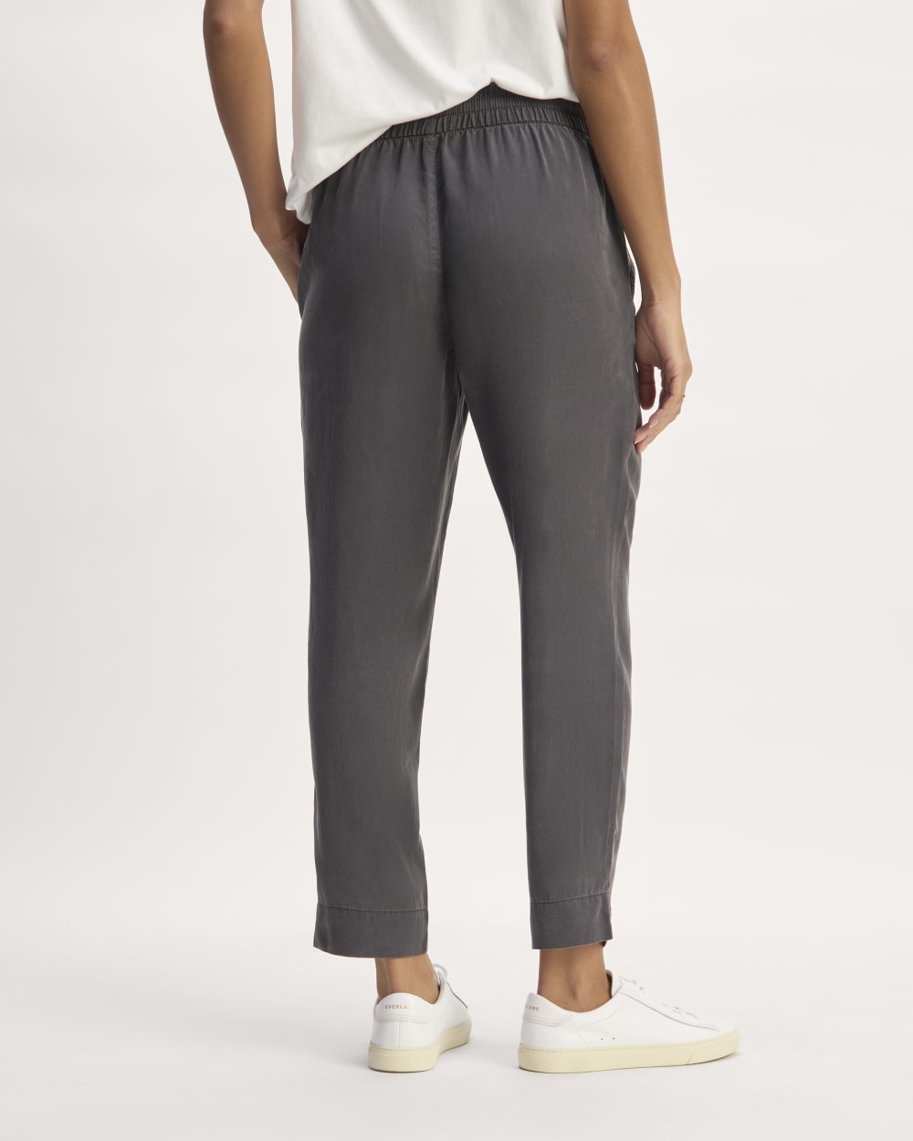 The Tapered Pant in Butterlite in Graphite — detail view