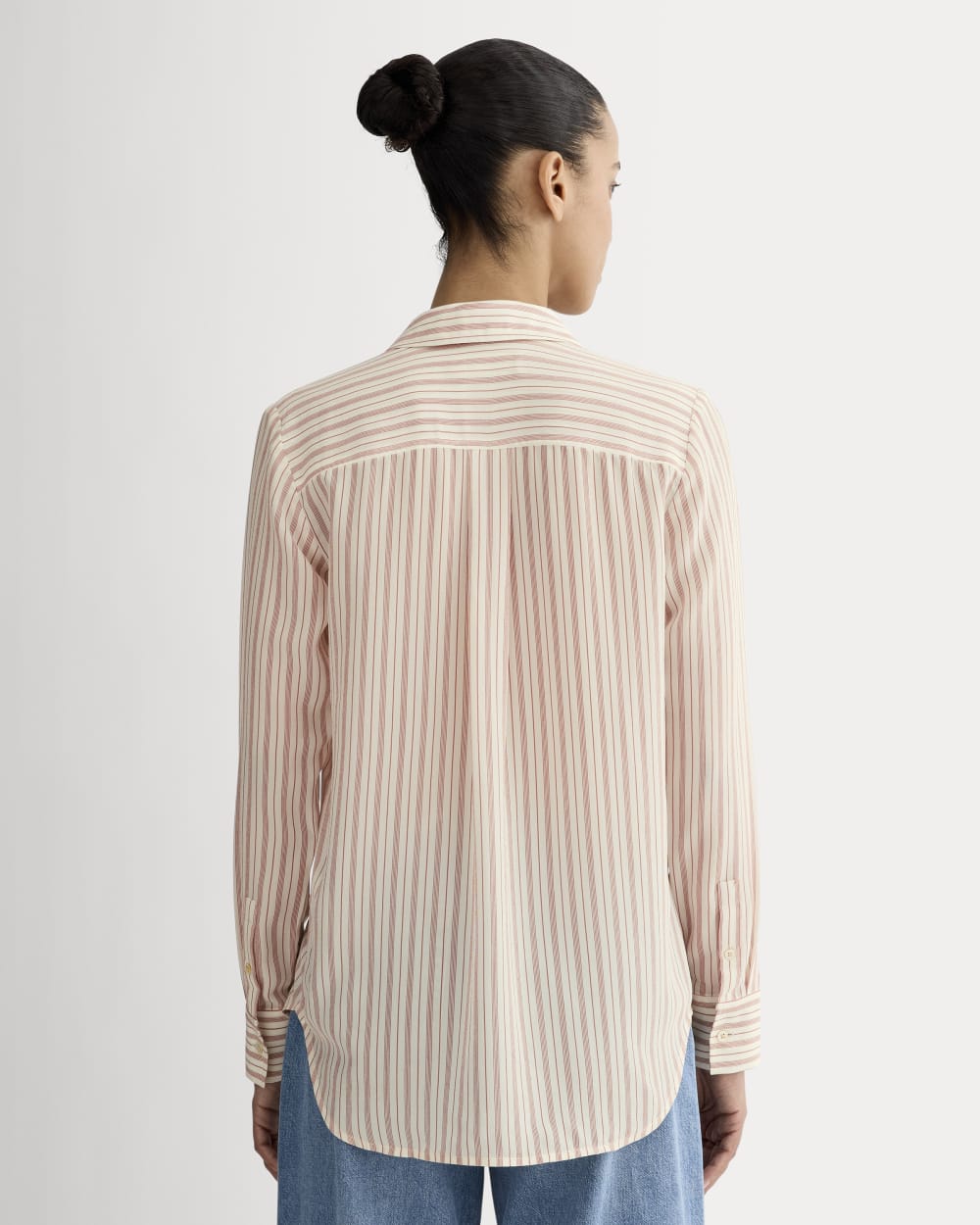The Must-Have Shirt in Washable Silk in Bone / Dusky Rose — detail view