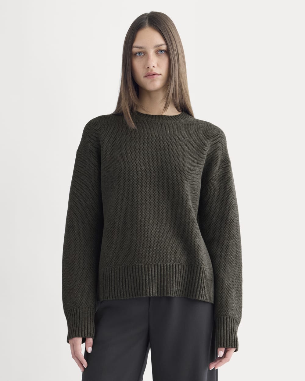 The Cotton Honeycomb Square Crew in Heathered Soot — detail view