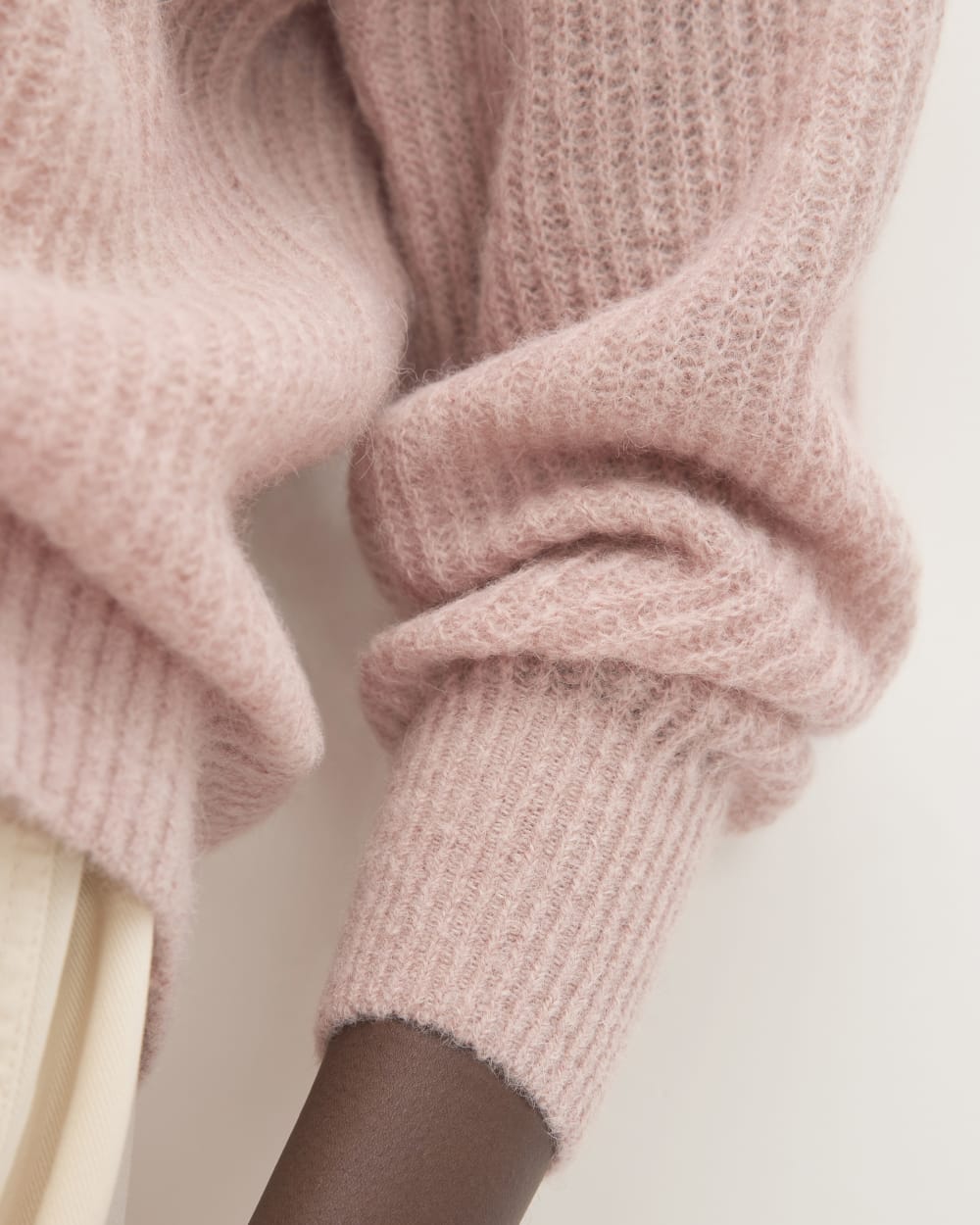 The Cocoon Crew in Alpaca in Cafe Creme — detail view