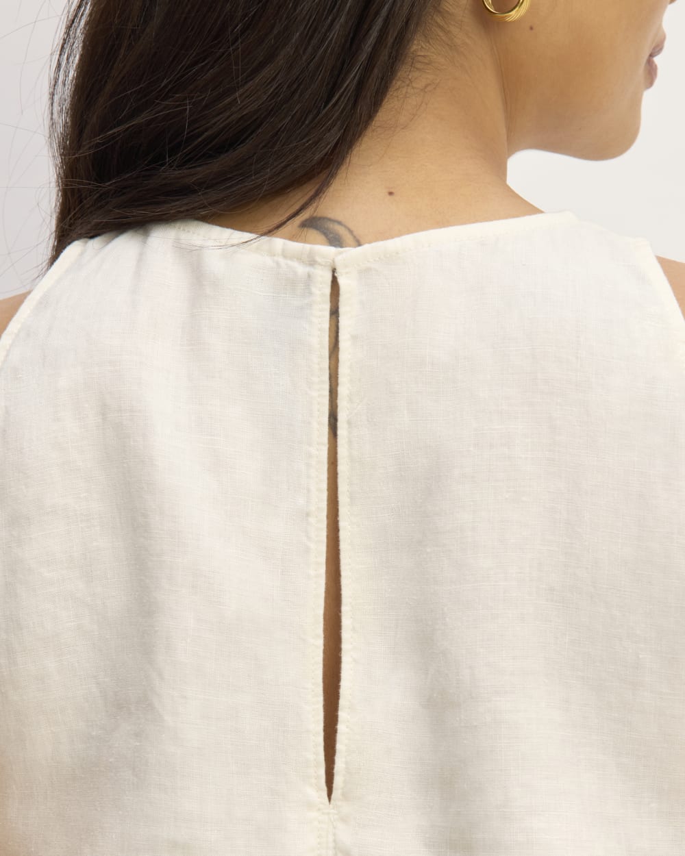 The Linen High-Neck Tank in Bone — detail view