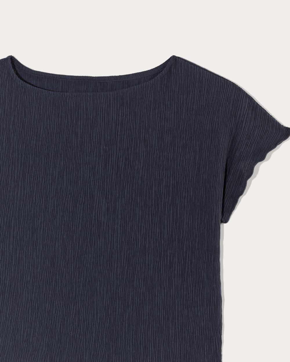 The Crinkle Top in Navy — detail view