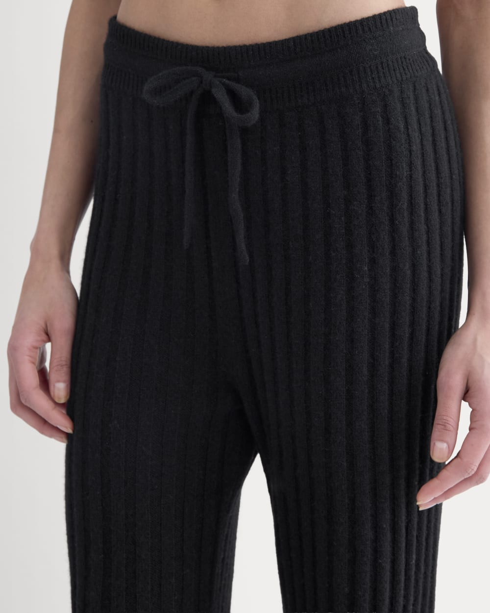 Straight-Leg Pant in Wool Cashmere in Black — detail view