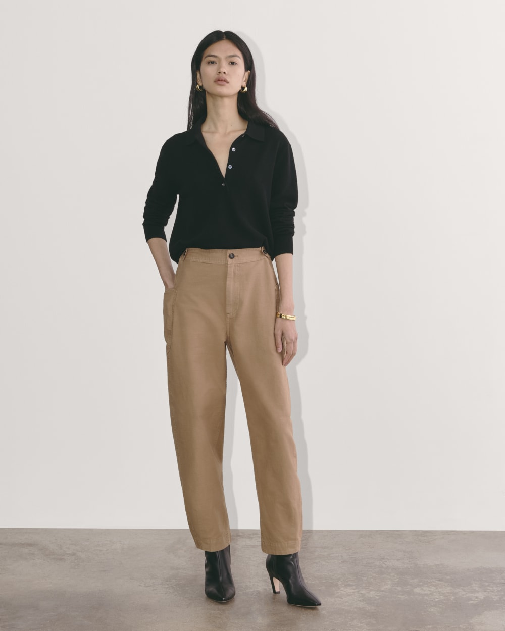 The Fatigue Barrel Pant in Toasted Coconut — detail view