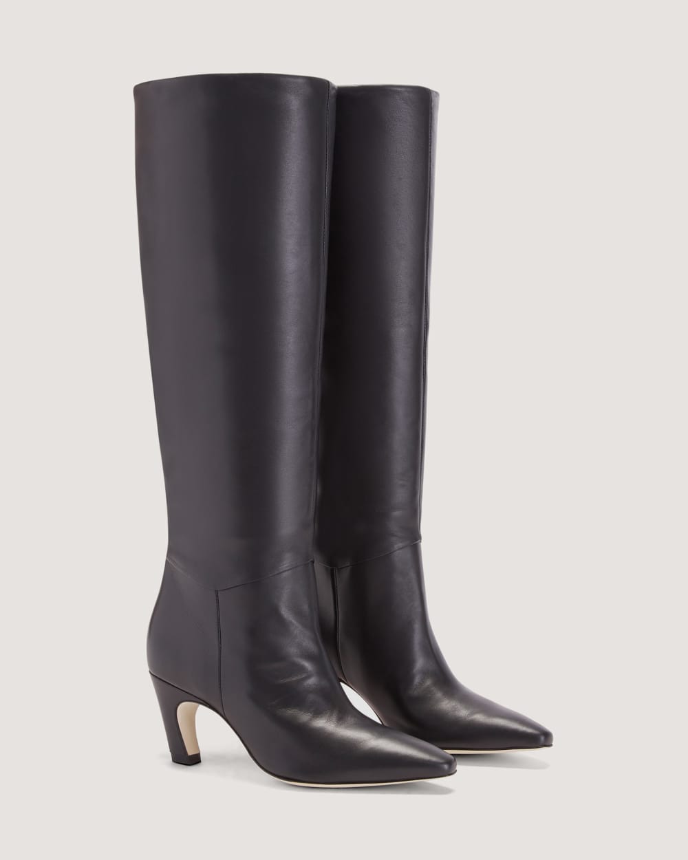 The Banana Boot in Black — detail view