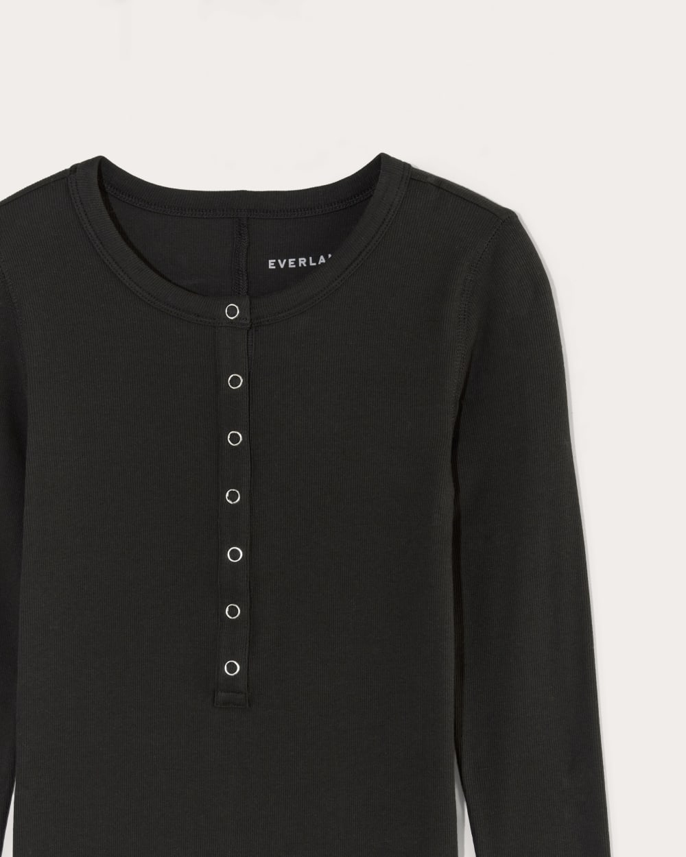 The Luxe Rib Henley in Black — detail view