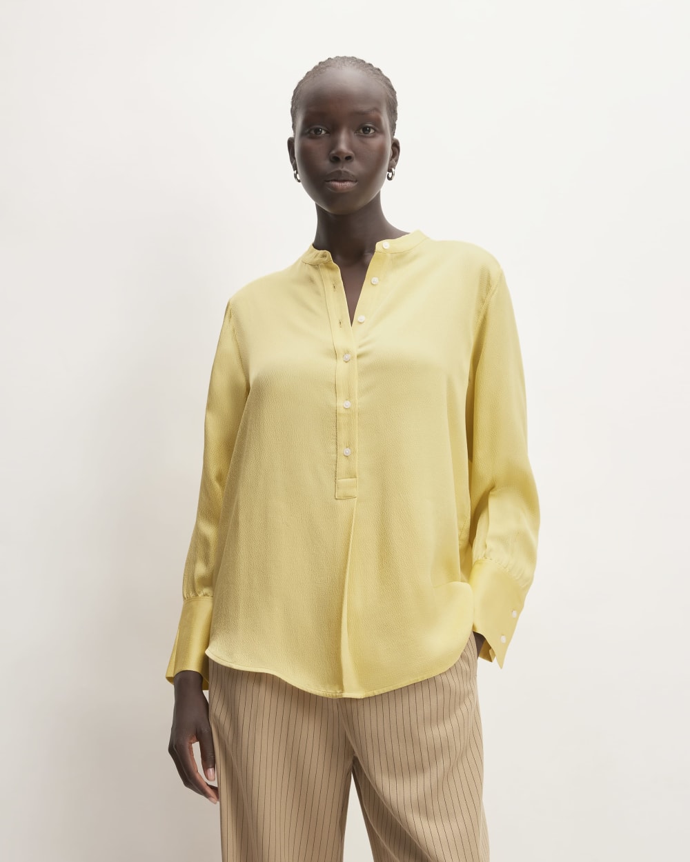 The Hammered Satin Popover Shirt in Raffia — front view