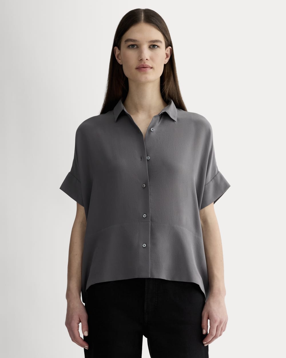 The Boxy Shirt in Washable Silk in Graphite — front view