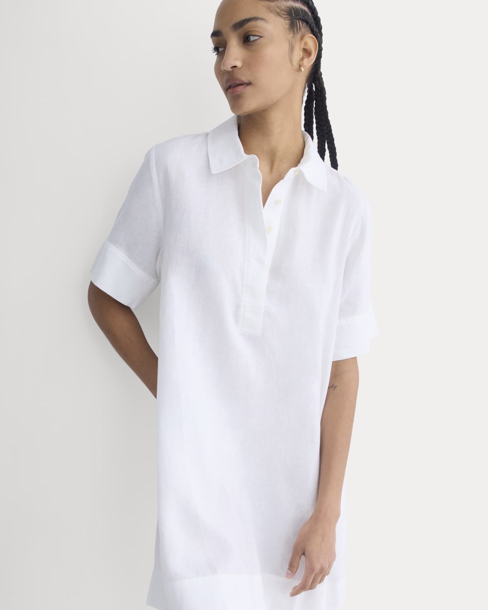 Mini Popover Shirtdress in Linen in White — detail view