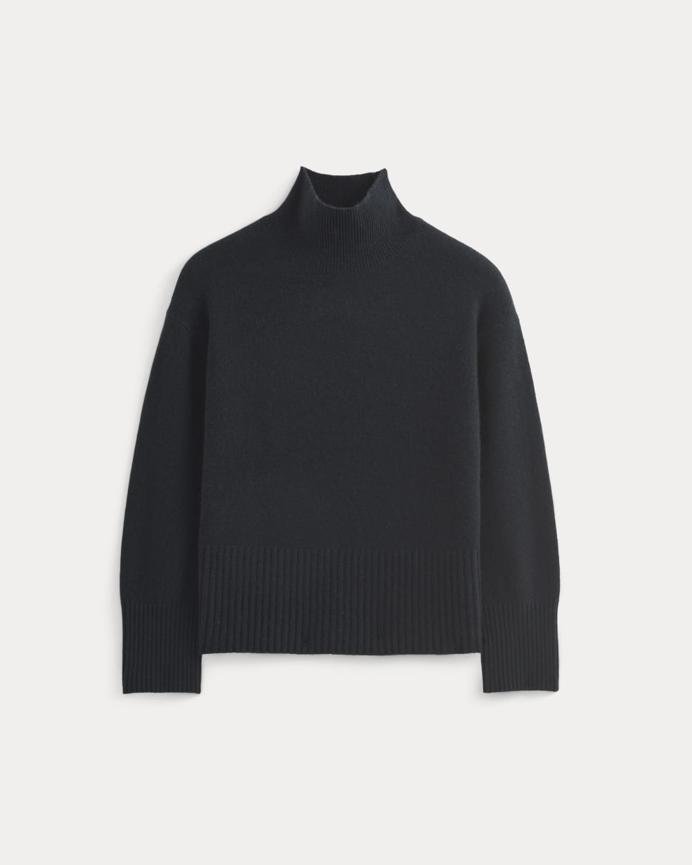 The Boxy Turtleneck in Cashmere in Navy — alternate view