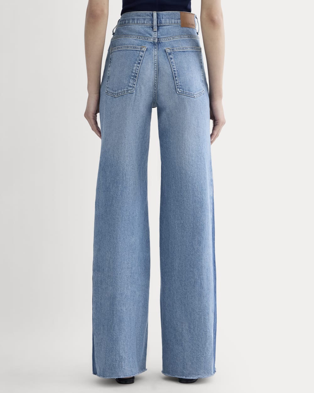 The Way-High® Sailor Jean 2.0 in Washed Indigo — detail view