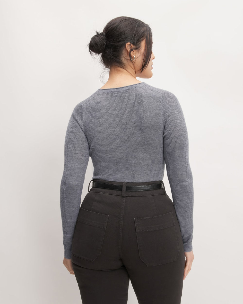 The Long-Sleeve Sweater Tee in Ultrasoft Merino in Heather Mid Grey — detail view