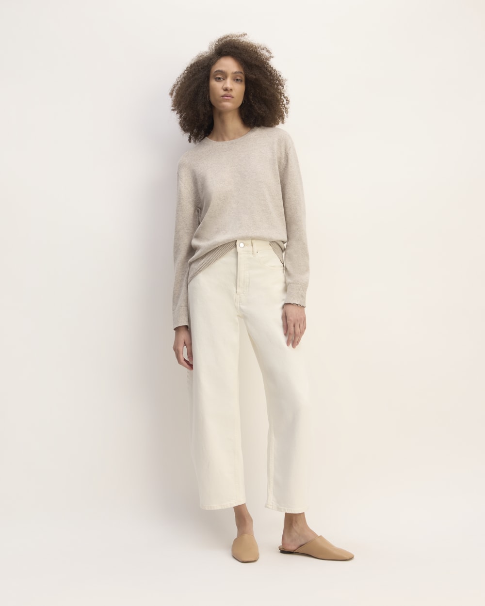 The Classic Crew in Cashmere in Canvas — detail view
