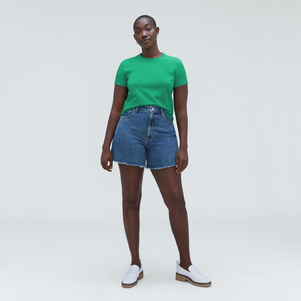 The Box-Cut Tee in Essential Cotton in Bright Jade — detail view