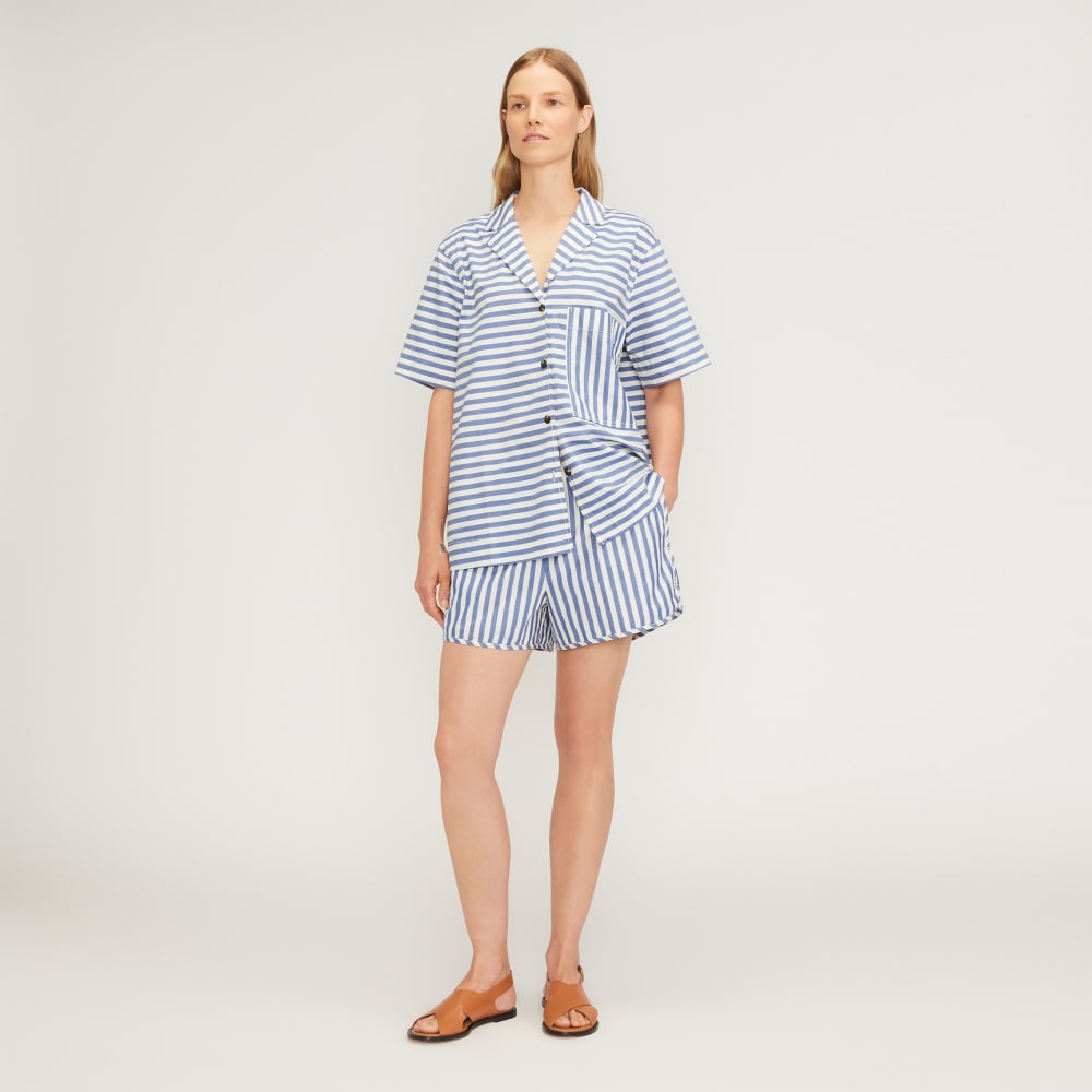 The Poplin Shirt in Mazarine Blue / Bone — detail view