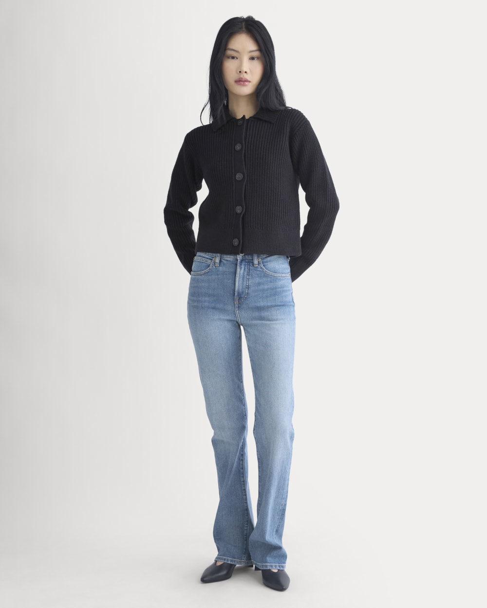 Shrunken Cardigan in Everyday Cotton in Black — detail view