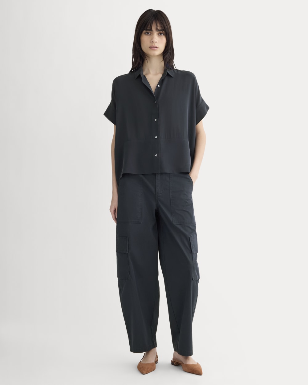 The Boxy Shirt in Washable Silk in Navy — detail view