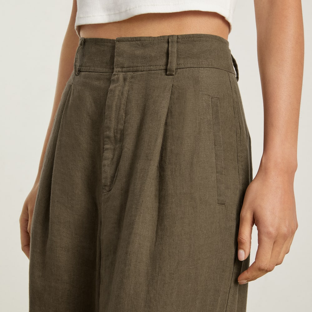 The Linen Way-High® Drape Pant in Beech — detail view