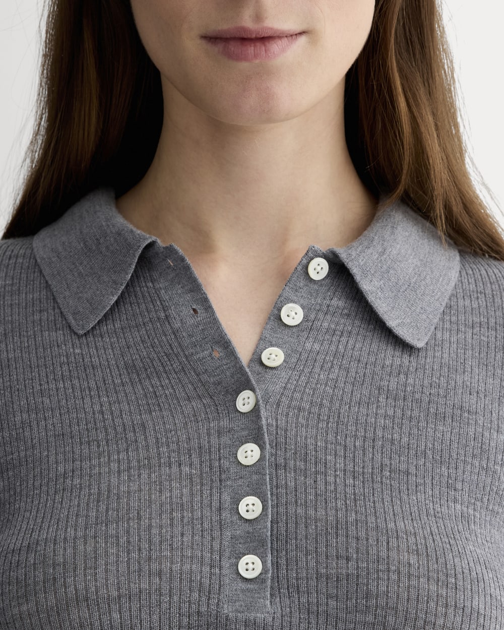The Polo in Ultrasoft Merino in Heather Mid Grey — detail view