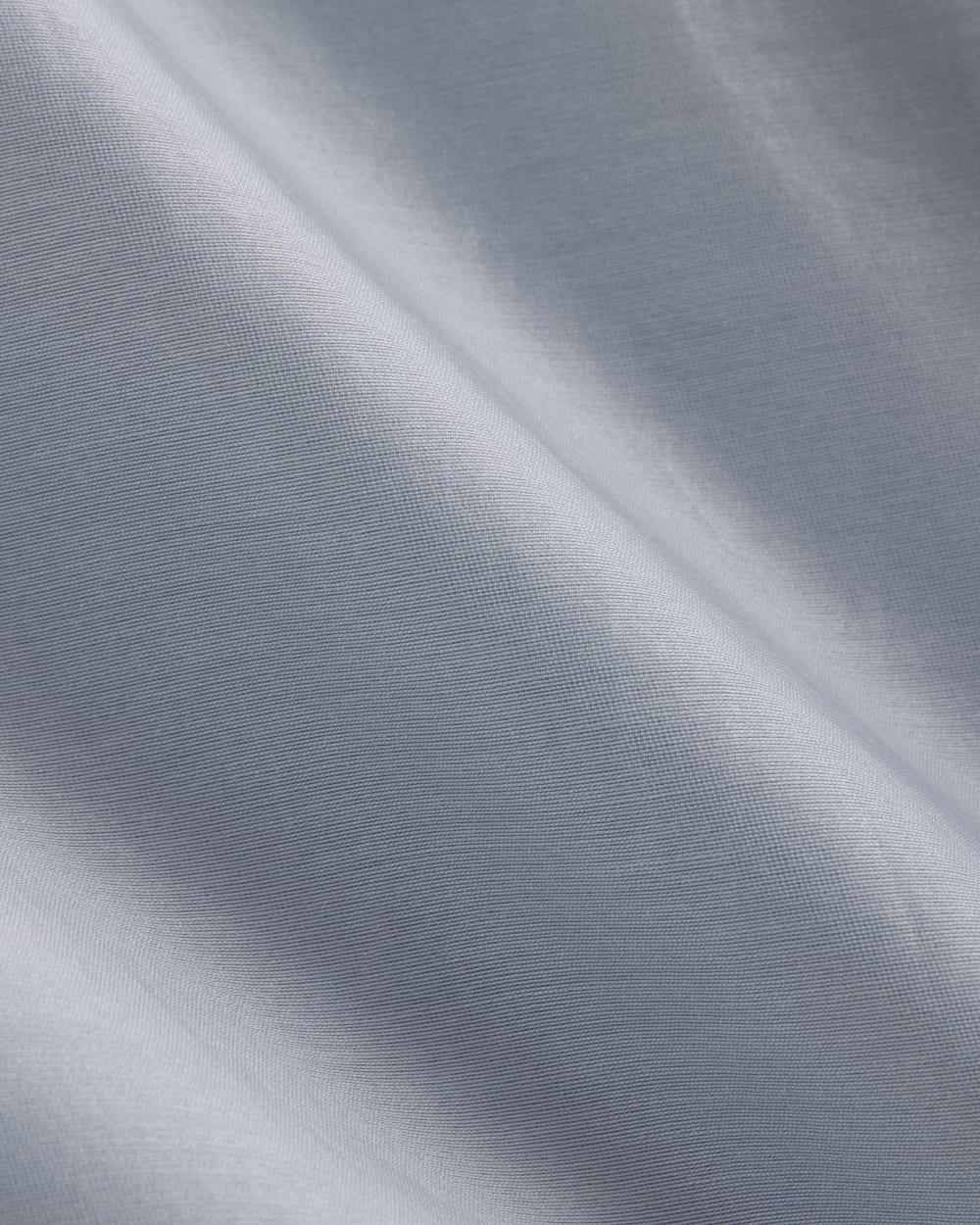 Midi Skirt in Cotton-Silk Organza in Kentucky Blue — detail view