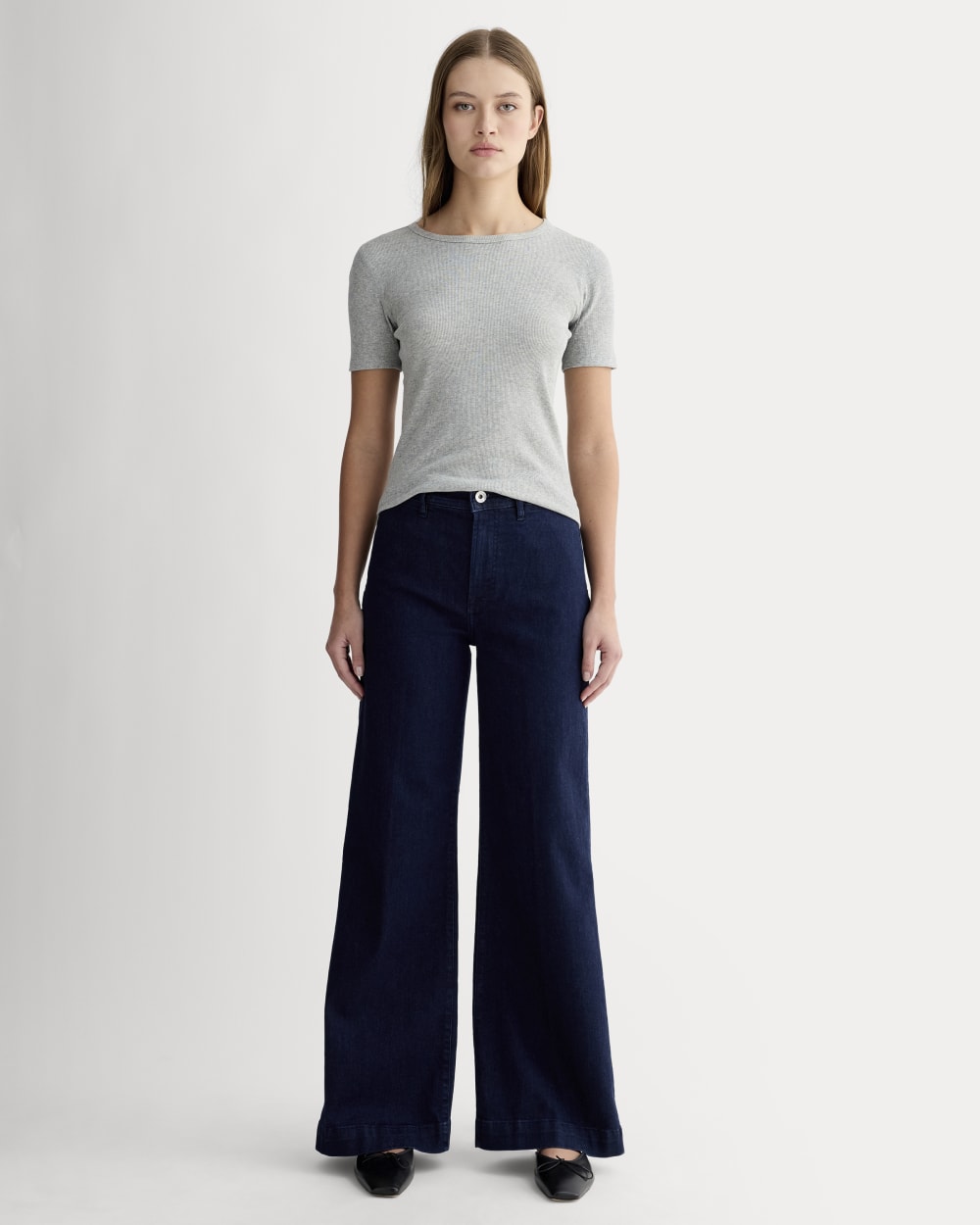 The Luxe Rib Crew in Heathered Grey — detail view