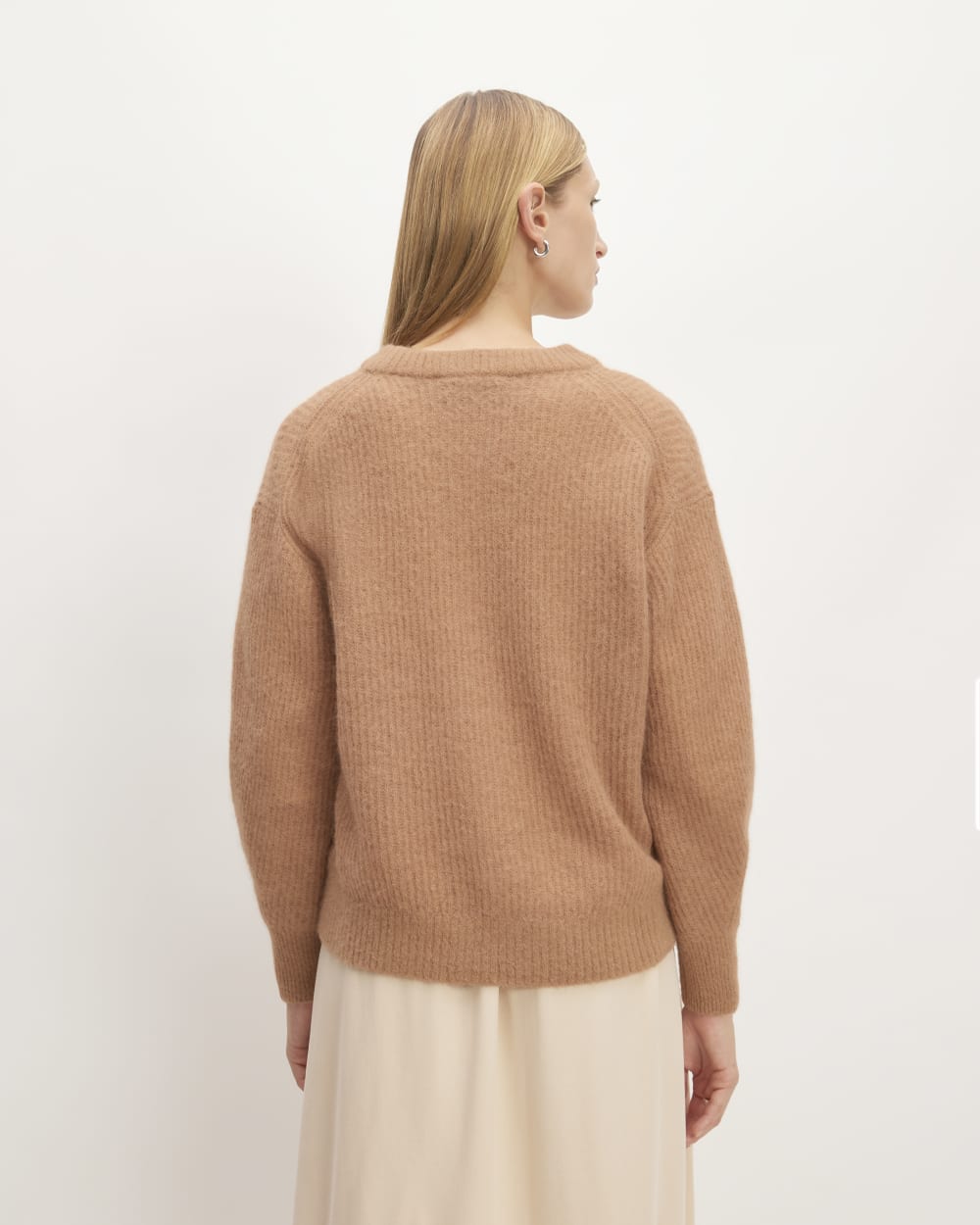 The Cocoon Crew in Alpaca in Warm Taupe — detail view