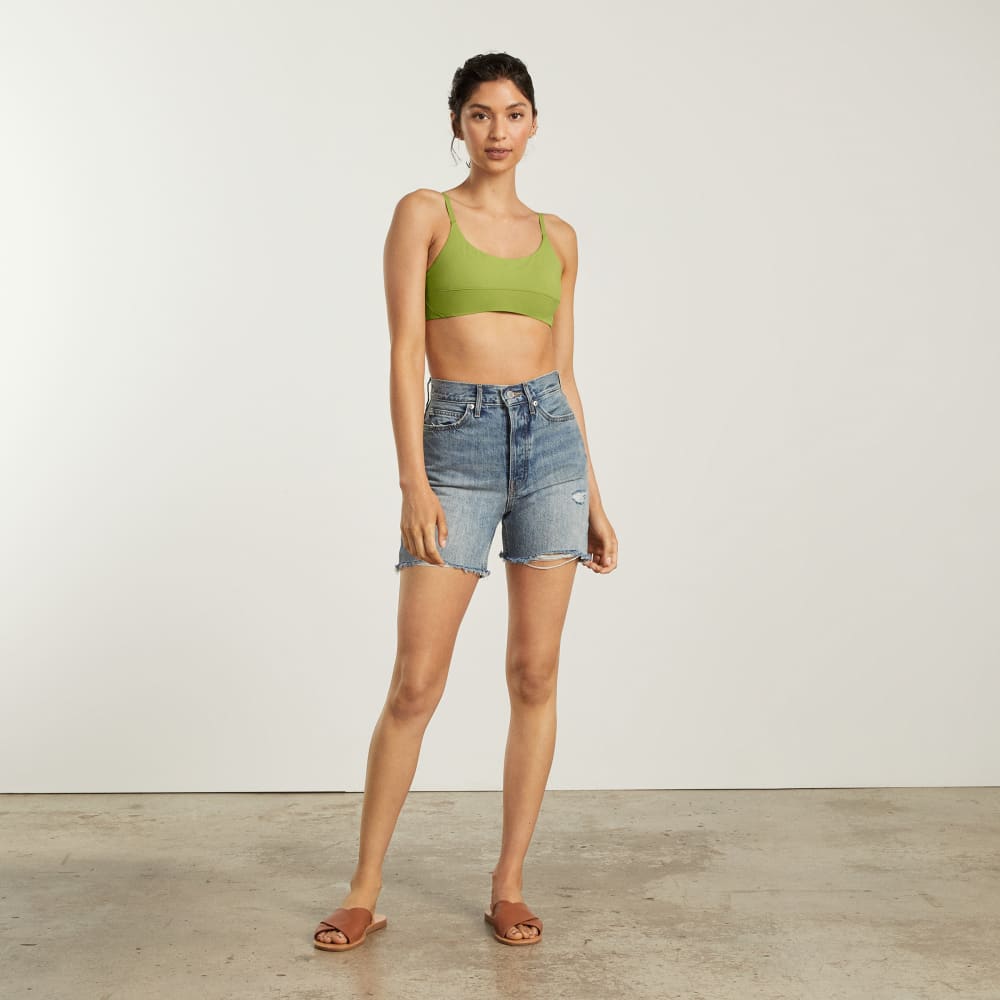 The Scoop-Neck Bikini Top in Pepper — detail view