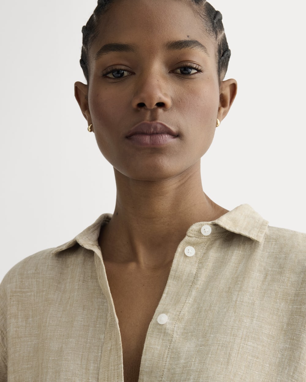 The Must-Have Shirt in Linen in Cornstalk Chambray — detail view