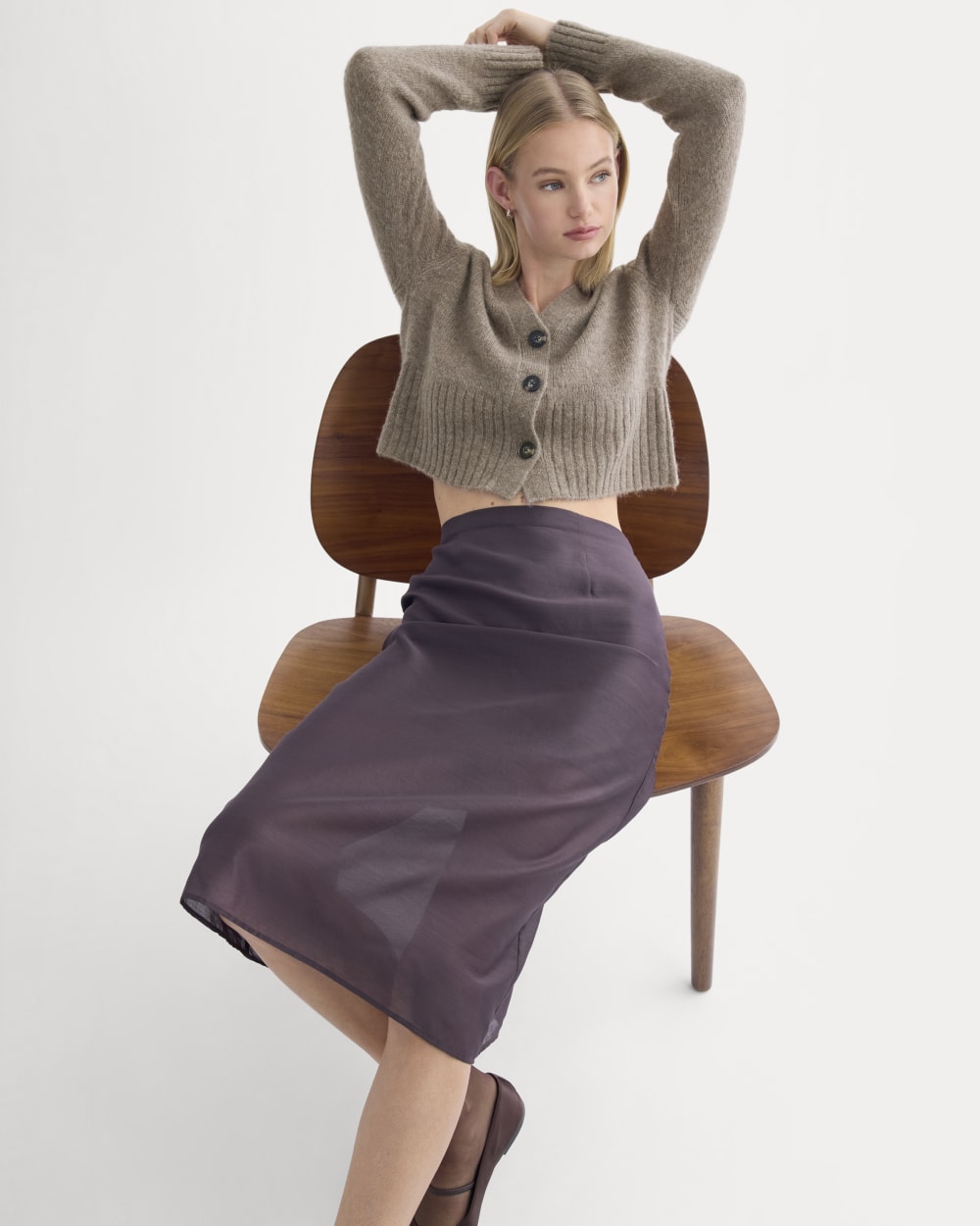 High V Cropped Cardigan in Alpaca in Taupe Melange — detail view