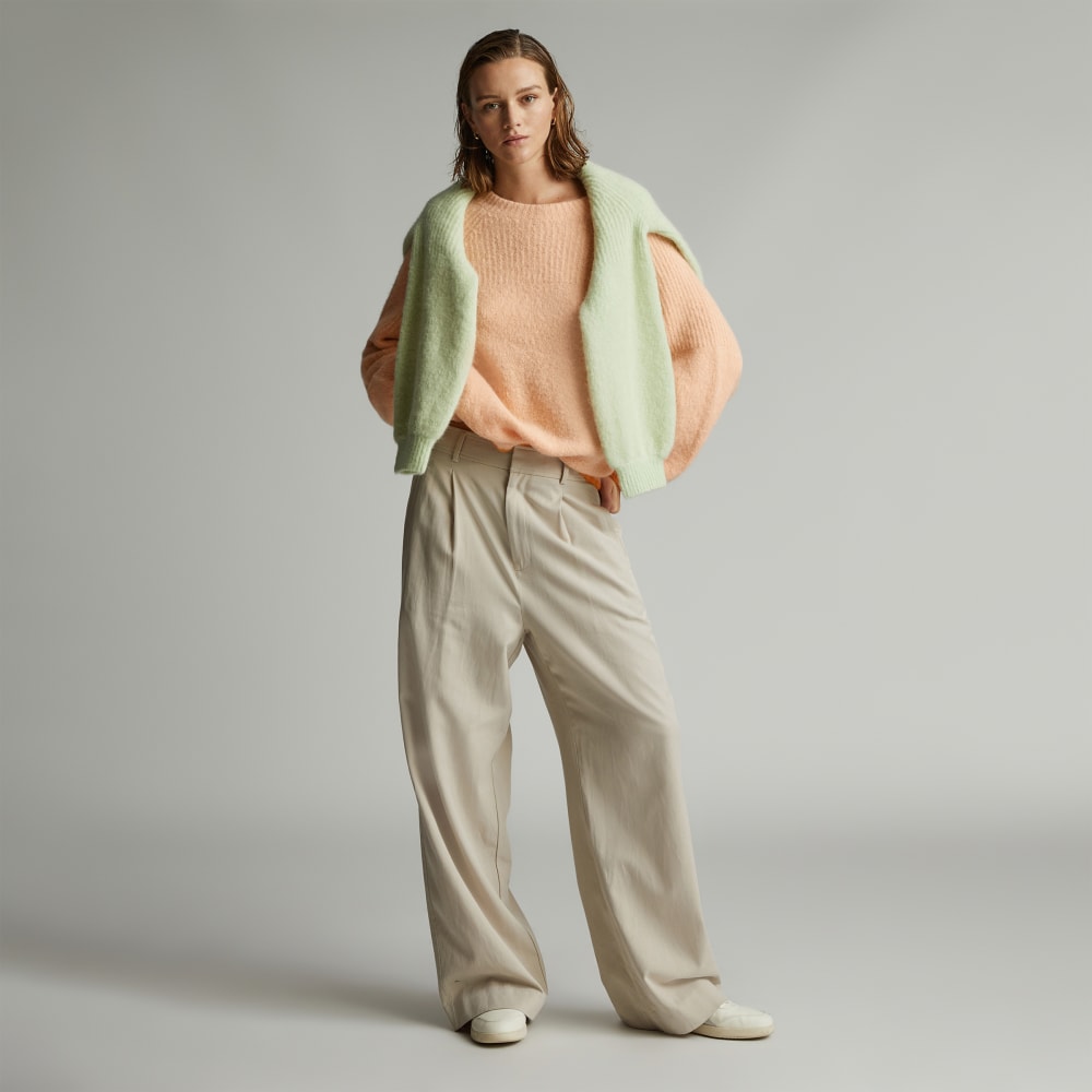 The SuperFuzz Alpaca Oversized Crew in Apricot — detail view
