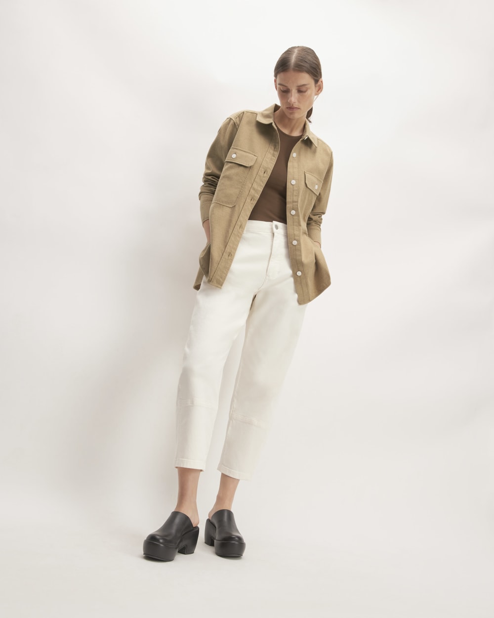 The Classic Cotton Flannel Shirt in Heathered Dark Khaki — detail view