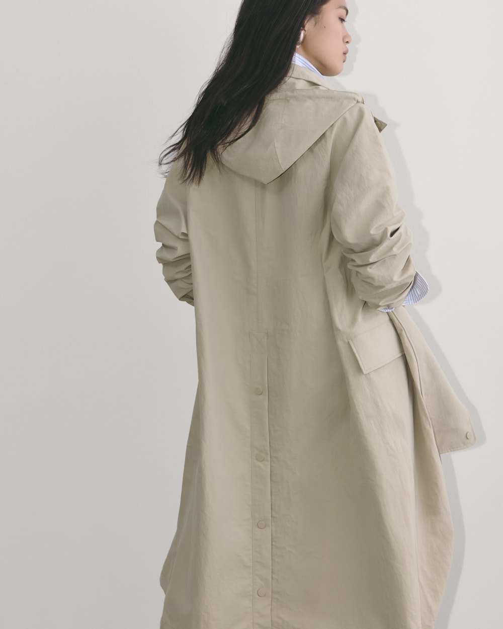The Oversized Anorak in Trench Coat Khaki — detail view