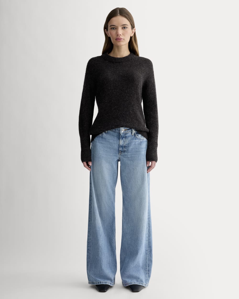 The Cocoon Crew in Alpaca in Heathered Black — detail view