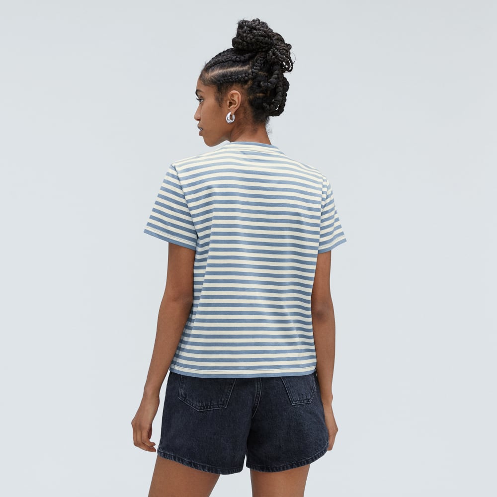 The Box-Cut Tee in Essential Cotton in Spring Lake / Canvas — detail view