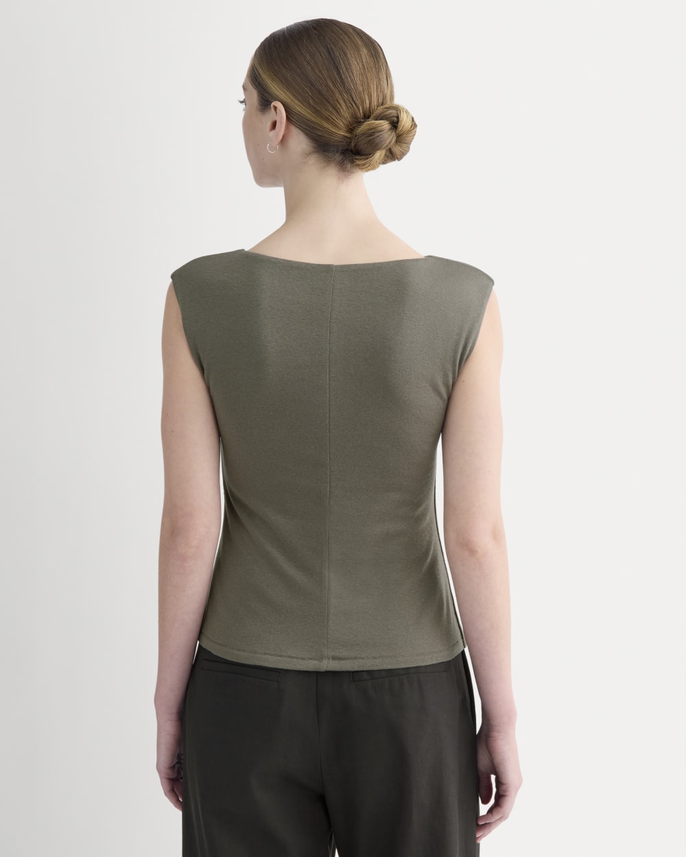 Sleeveless Button-Up in Butterluxe in Taupe — detail view