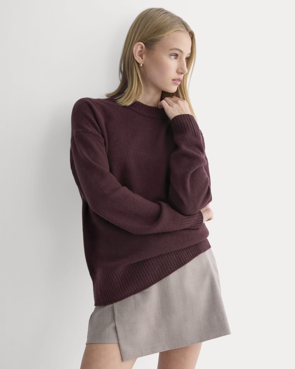 Cashmere Boyfriend Sweater in Wine — front view