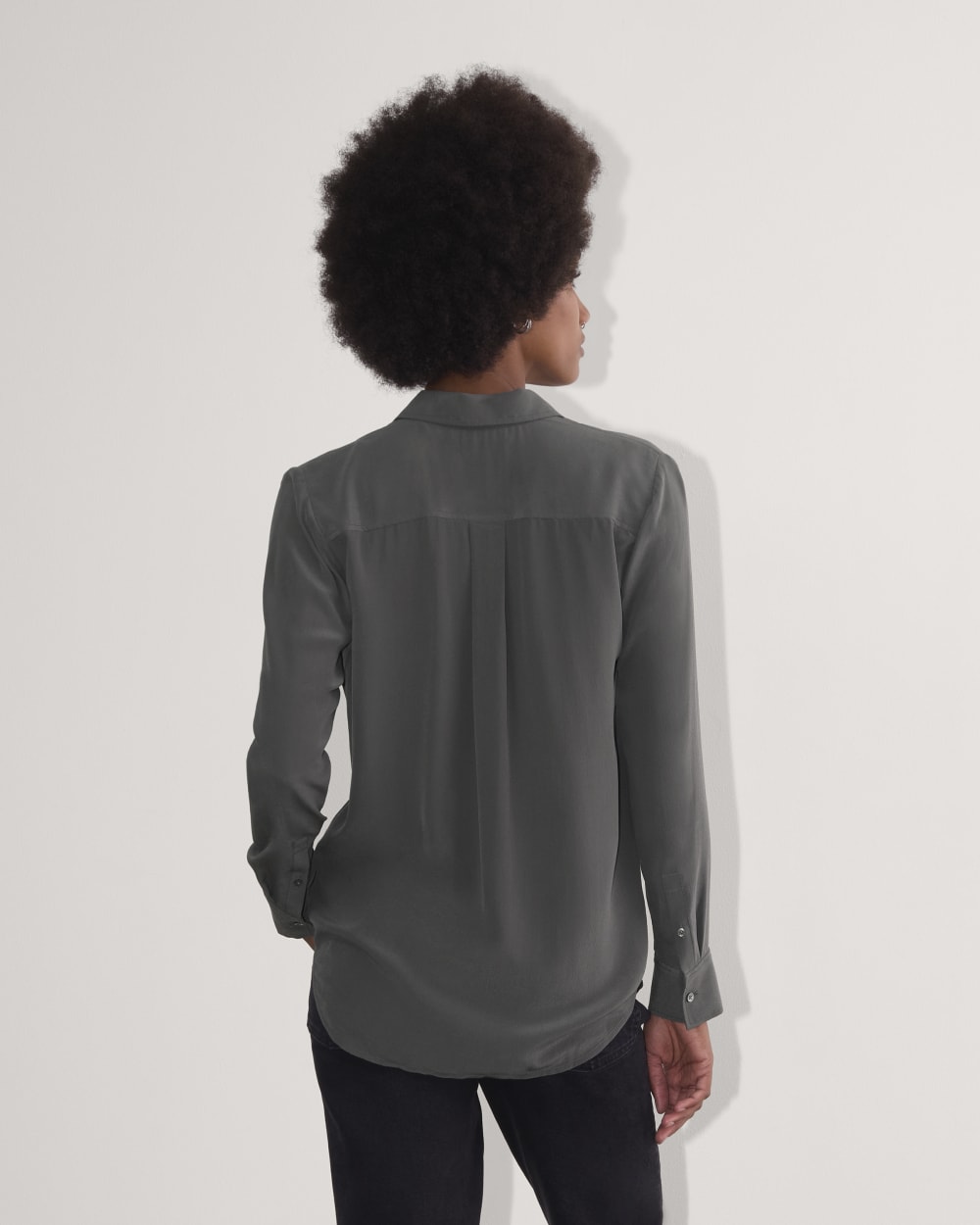 The Must-Have Shirt in Washable Silk in Graphite — detail view