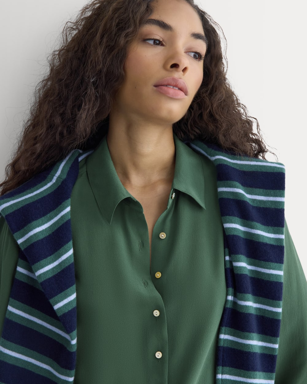 Shrunken Top in Washable Silk in Hunter Green — detail view