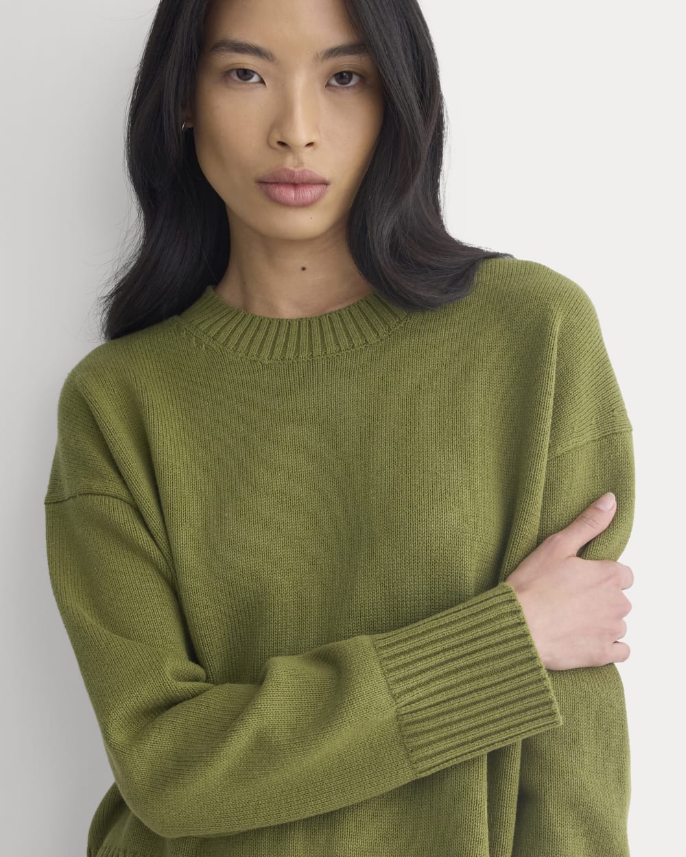 The Boxy Sweater in Everyday Cotton in Mayfly — detail view