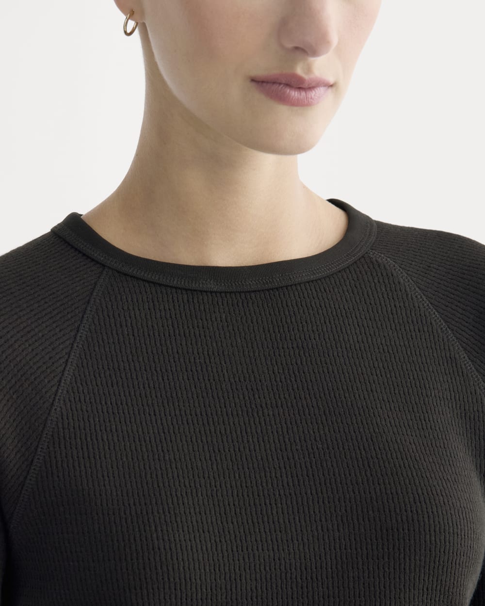Slim-Fit Crew in Cozy Waffle in Black — detail view