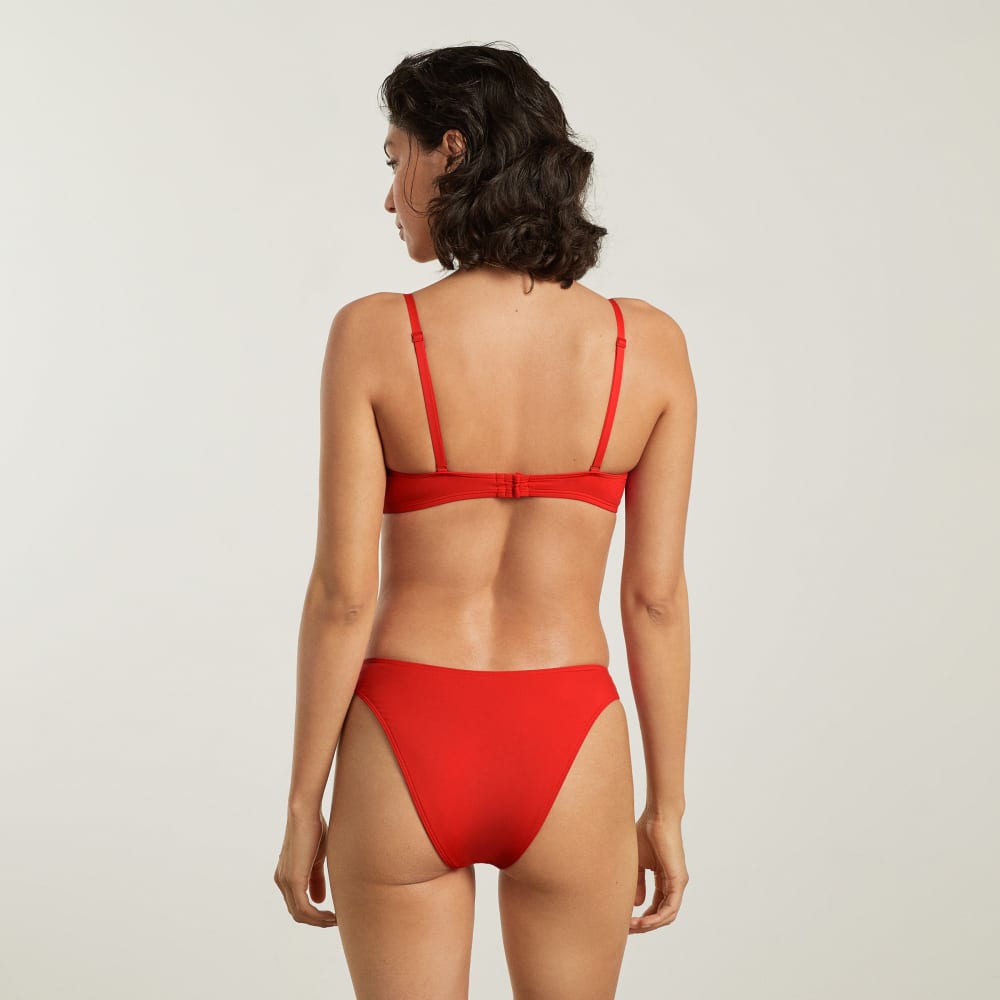 The Scoop-Neck Bikini Top in Bright Red — detail view