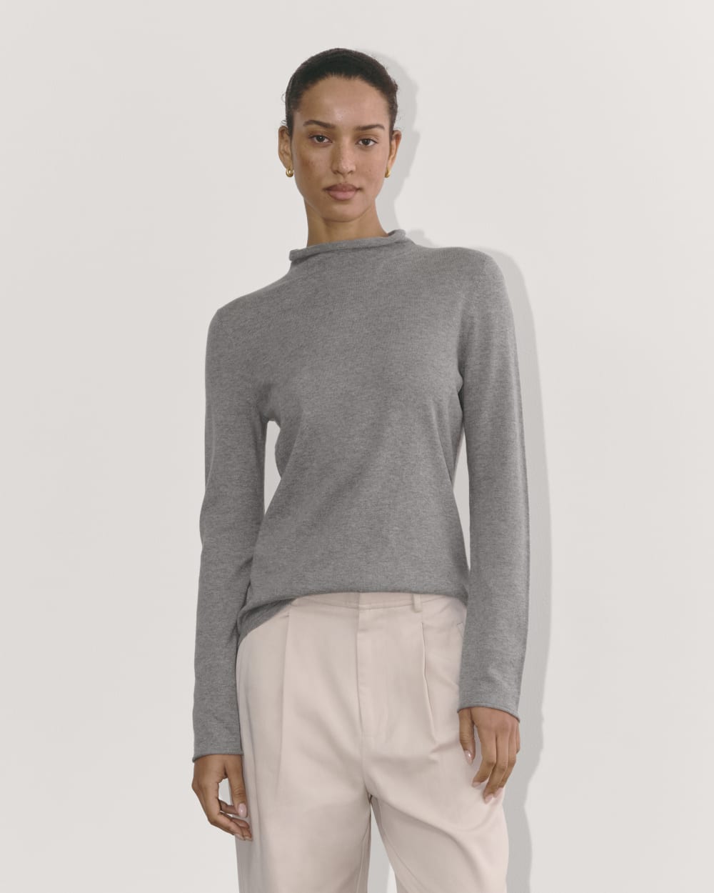 The Funnel Neck in Cotton Cashmere in Heather Charcoal — front view