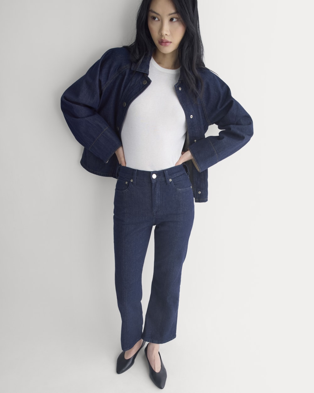 High-Rise Kick Flare Jean in Tungsten Rinse — detail view