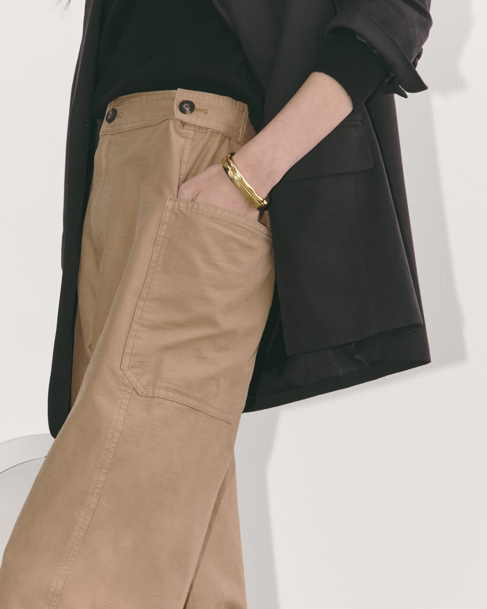The Fatigue Barrel Pant in Toasted Coconut — detail view