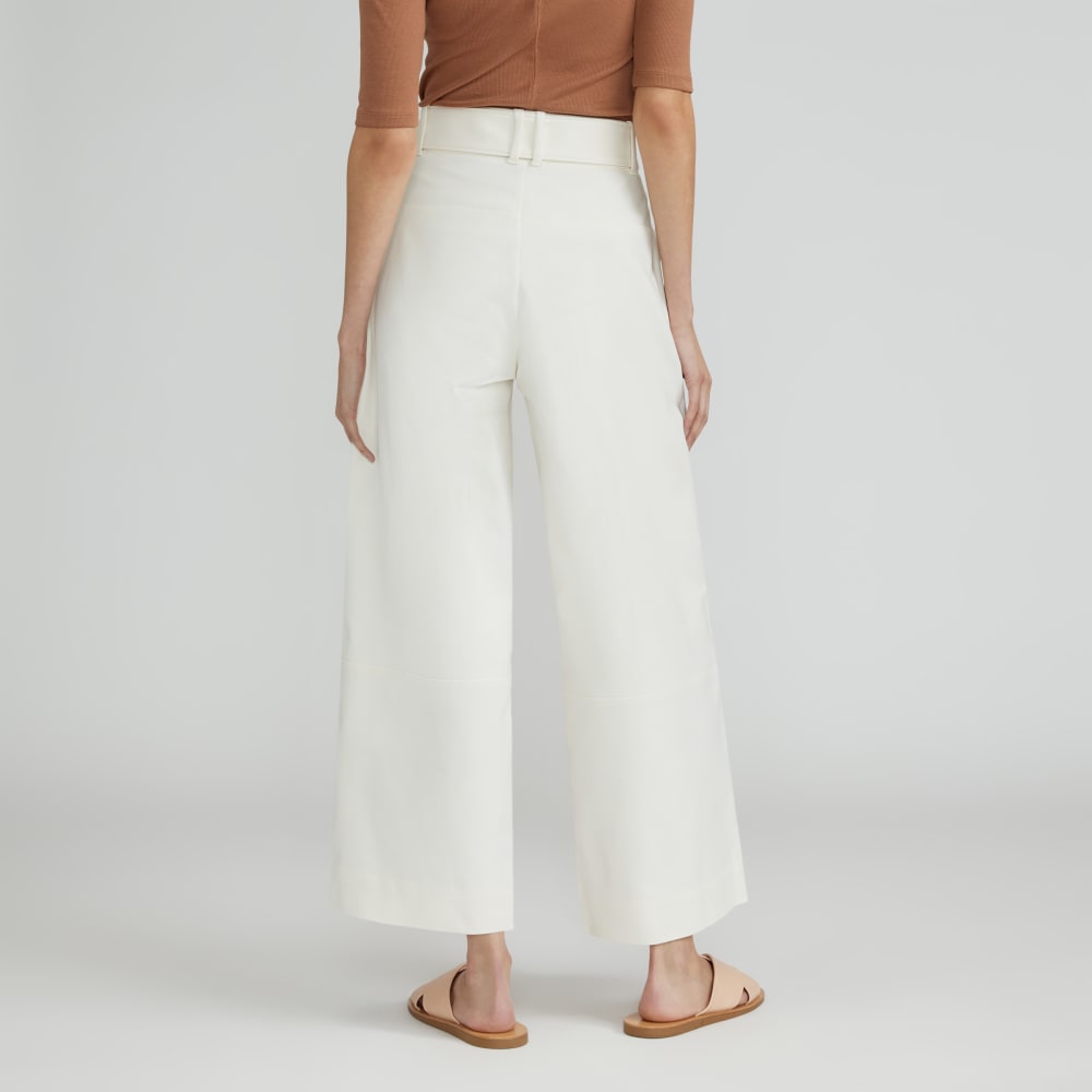 The Structured Cotton Belted Pant in Bone — detail view