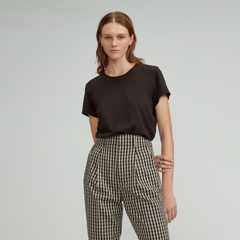 The Relaxed Hemp Tee in Black — front view