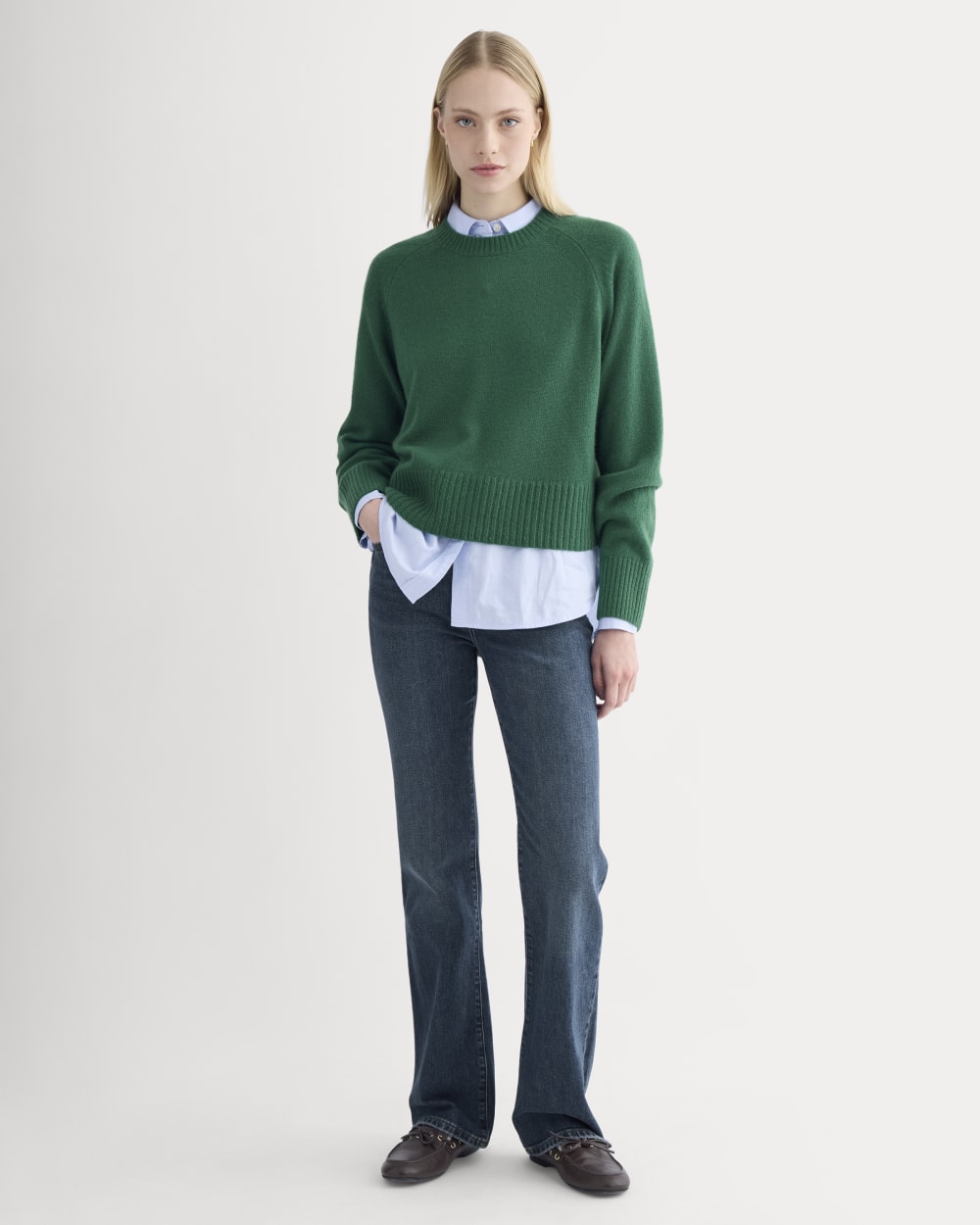 The Boxy Crew in Cashmere in Hunter Green — detail view