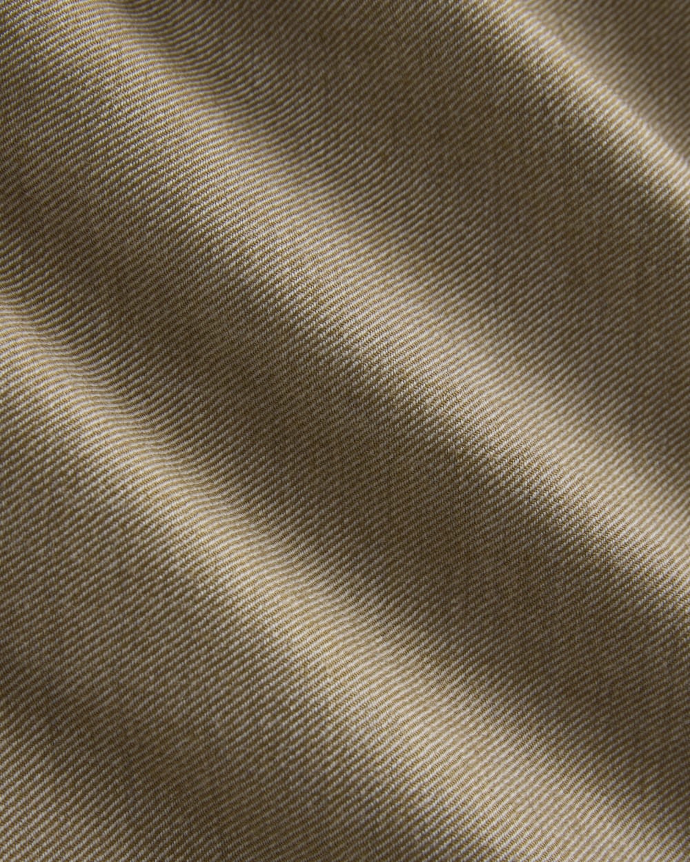 Straight-Leg Trouser in Tailor Twill in Light Taupe — detail view